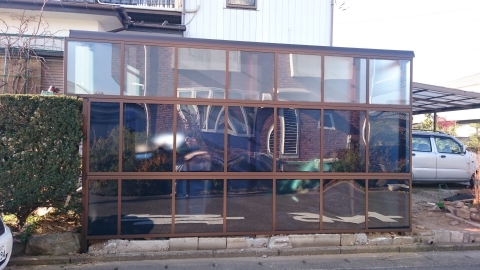 【龍ヶ崎城南店】テラス屋根ヴェクターで囲いの空間