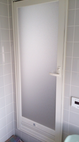 浴室ドアカバー工法ドア交換工事